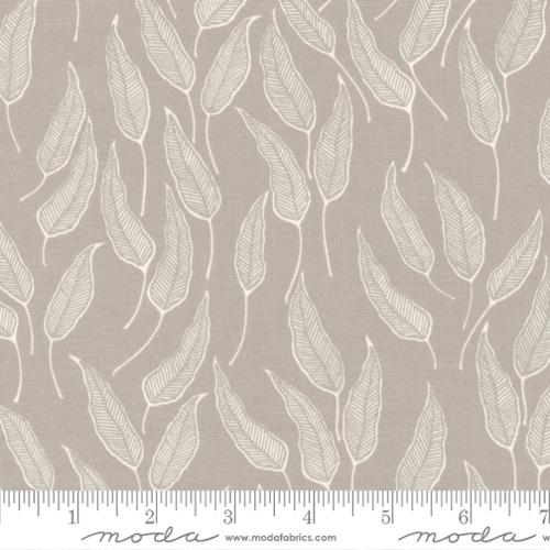 Flower Press Quilt Fabric - Scattered Leaves in Gold - 3303 31 – Cary  Quilting Company